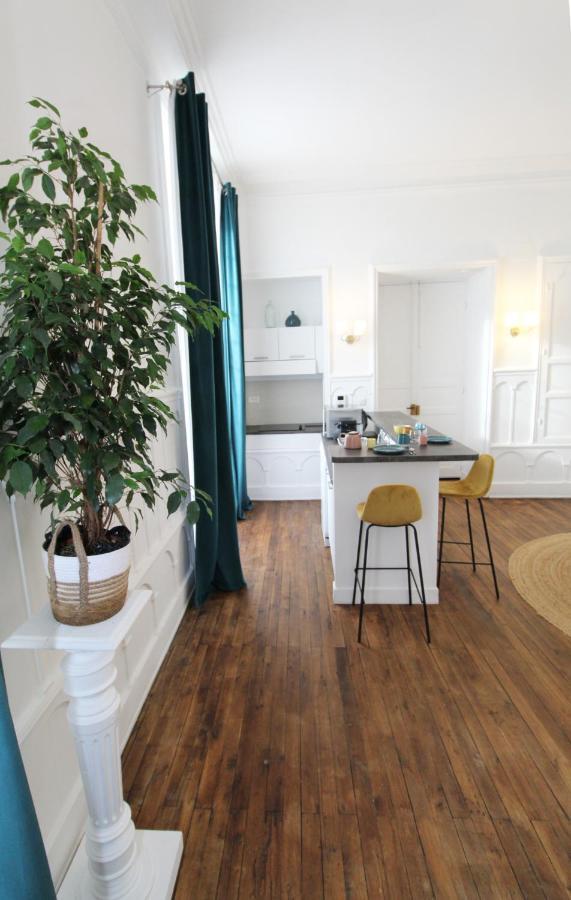 Stay In Sarlat - Suite Sarloveze Екстер'єр фото