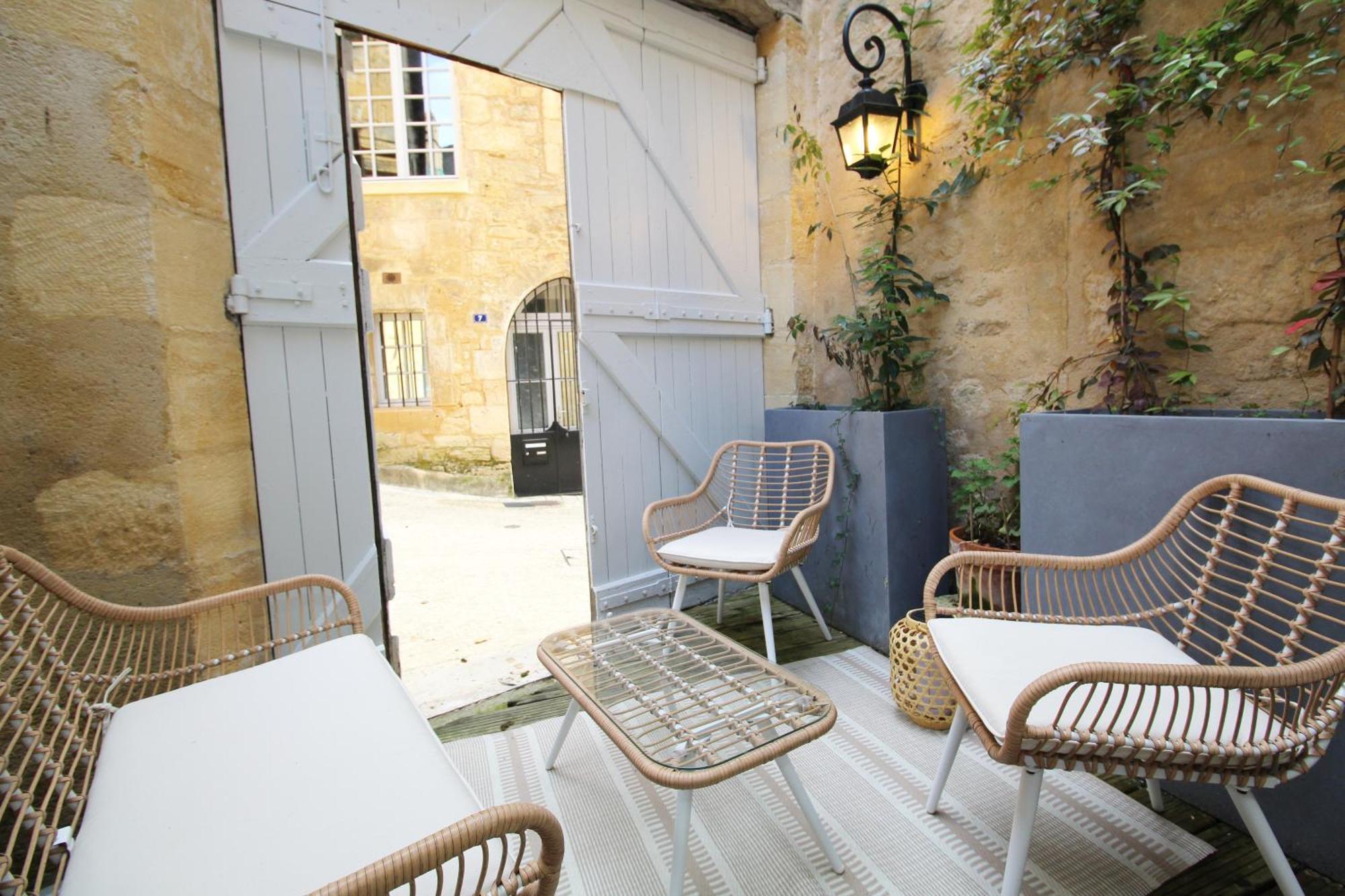 Stay In Sarlat - Suite Sarloveze Екстер'єр фото